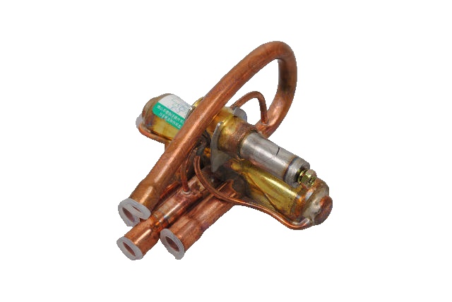 Robinet 4-căi Stf-01 pentru aer conditionat si pompa de caldura Ariston A-IMW10-OMX, A-IMW12-OMX cod piesa 65101545